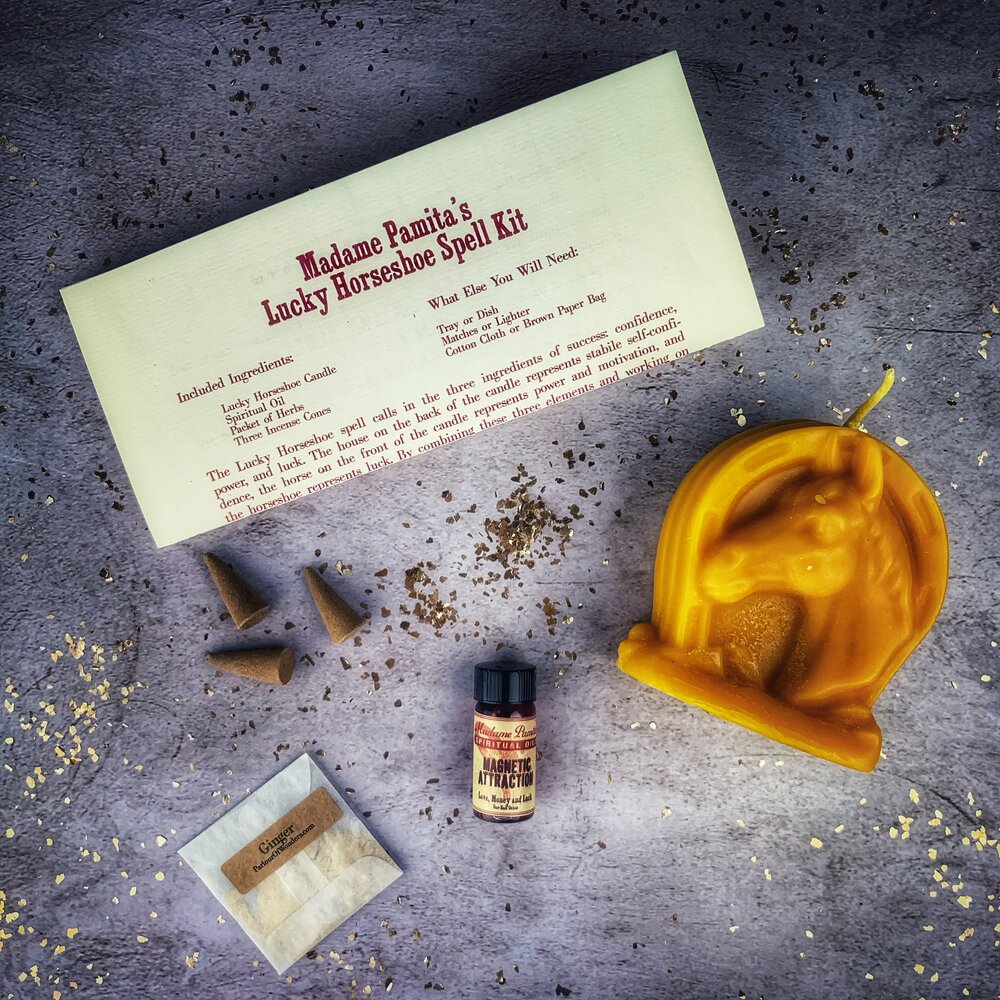 Lucky Horseshoe Candle Spell Kit – Ritual Candle for Luck, Power & Opportunity