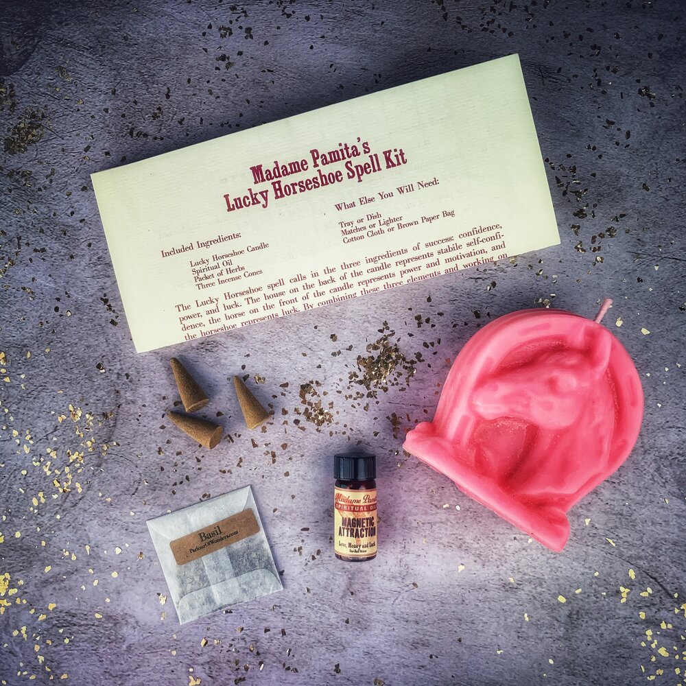 Lucky Horseshoe Candle Spell Kit – Ritual Candle for Luck, Power & Opportunity