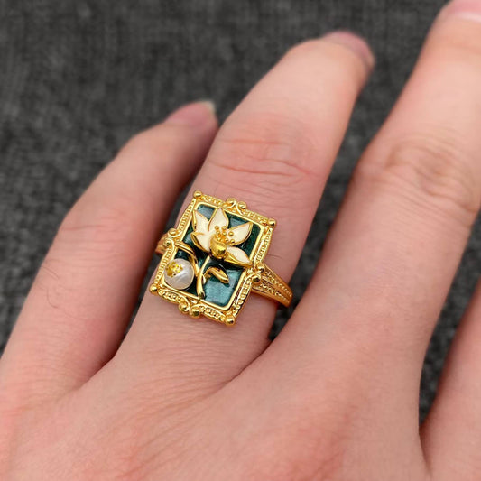 Vintage Flower Oil Painting Ring