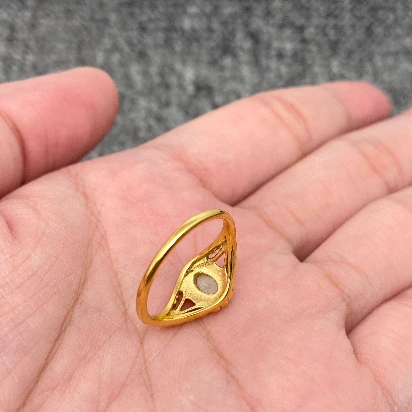 Vintage Pearl Gold Ring