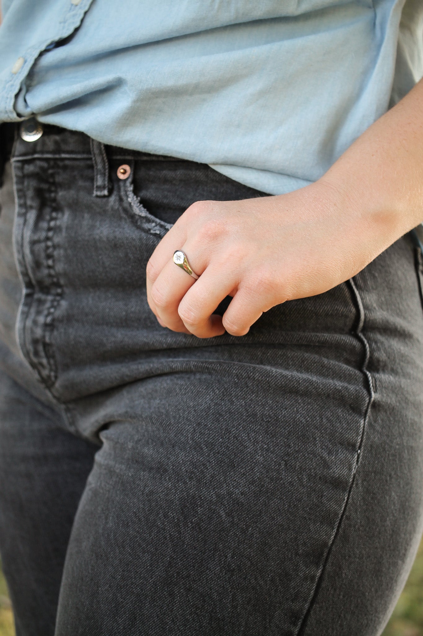 Estelle Ring, Starlight Signet