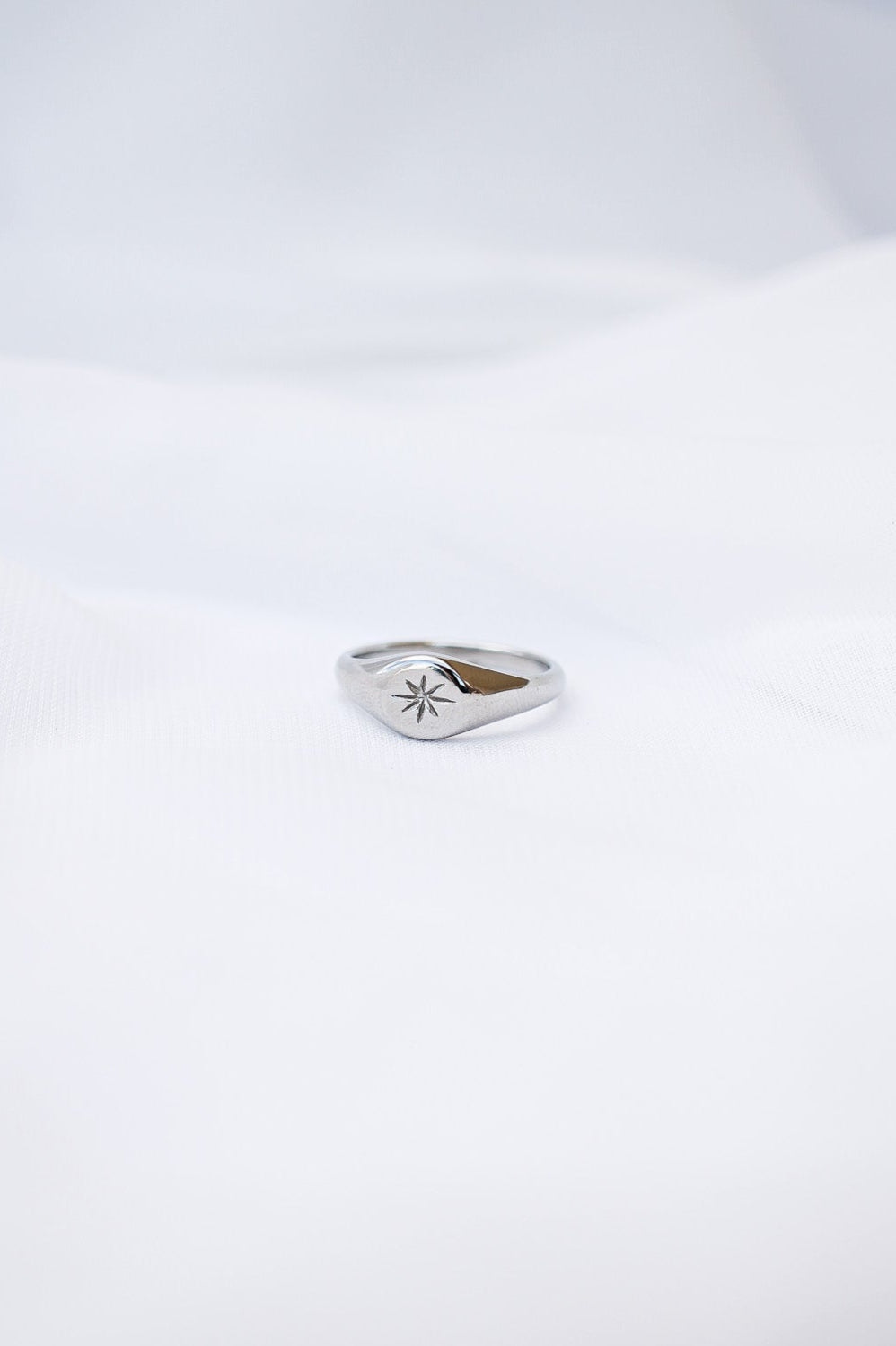 Estelle Ring, Starlight Signet