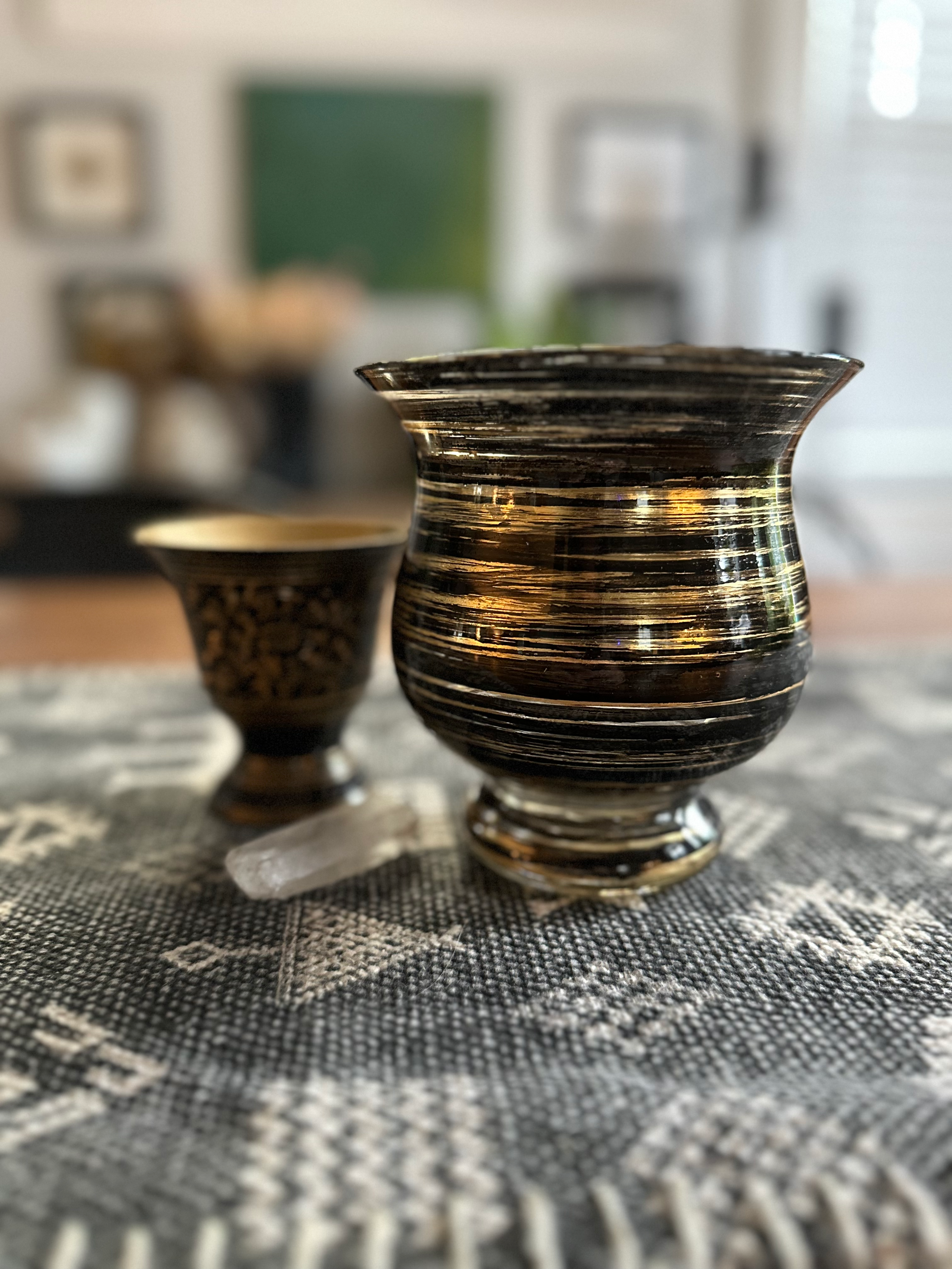 Shadowglass Cauldron Vase