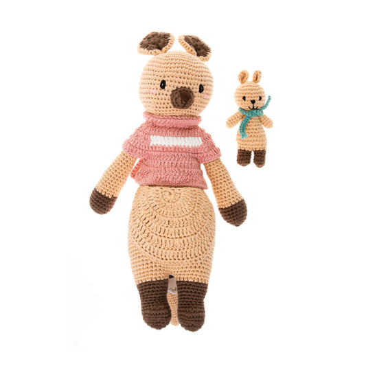 Handmade Crochet Familiar: Karo