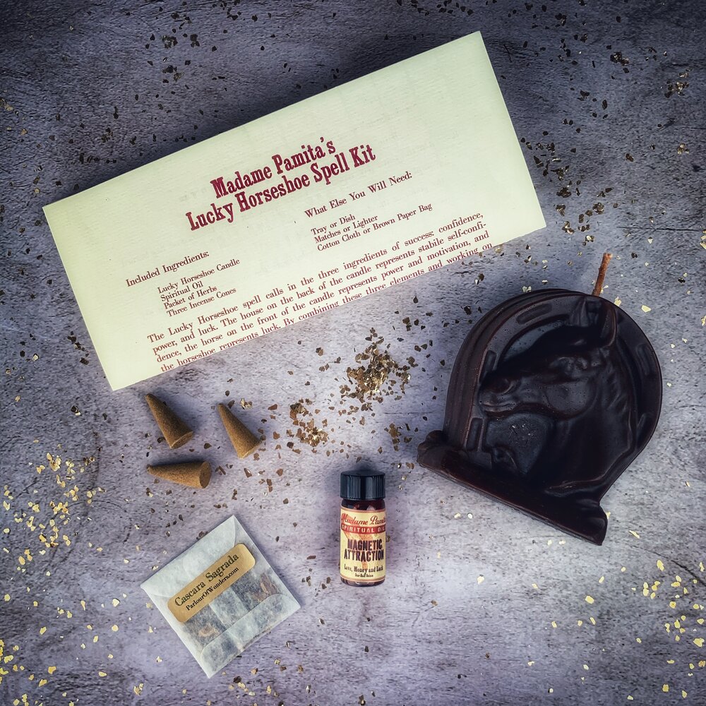 Lucky Horseshoe Candle Spell Kit – Ritual Candle for Luck, Power & Opportunity